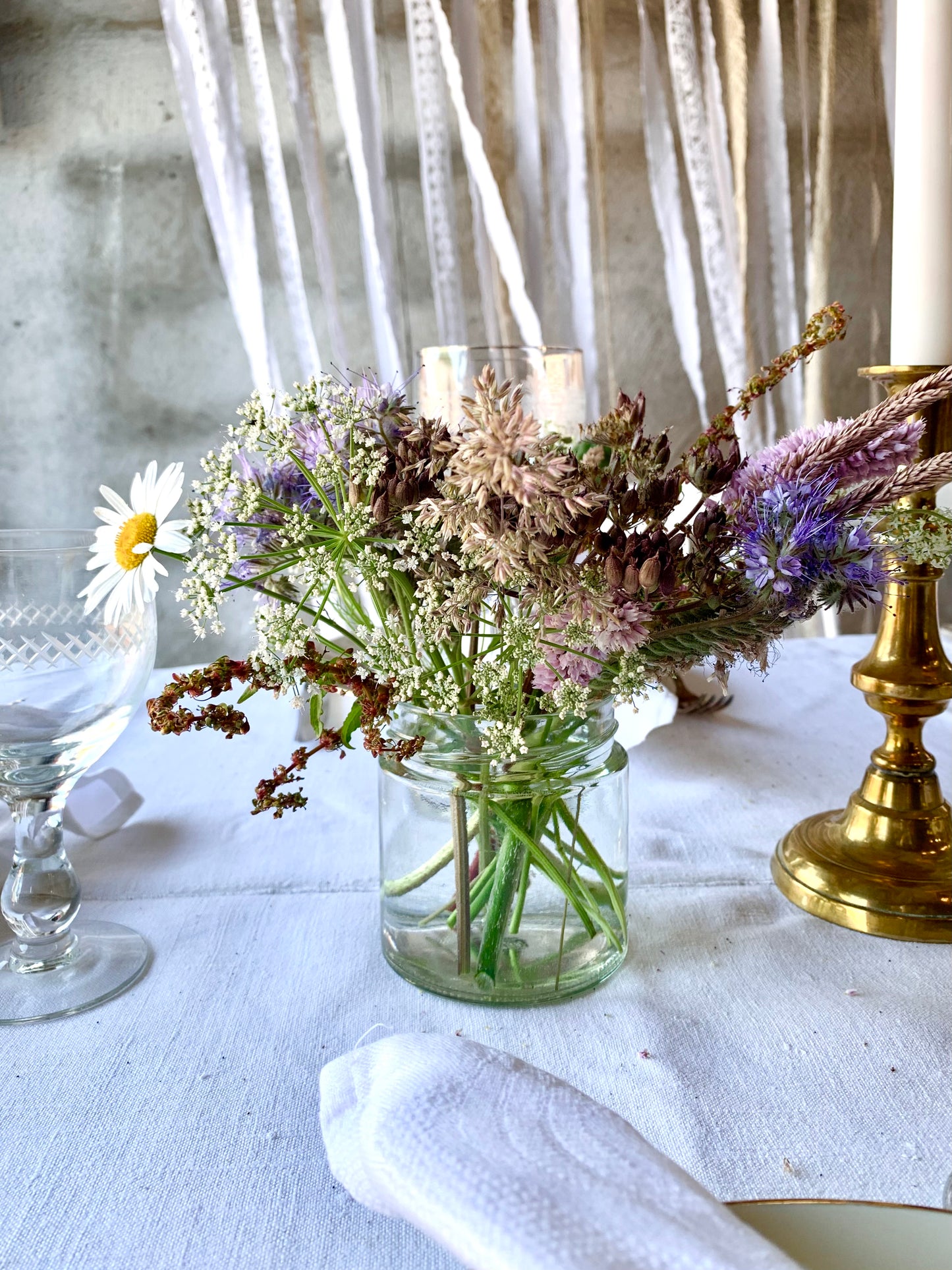 Blomster i Konservesglas, Lyse Farver, Stor