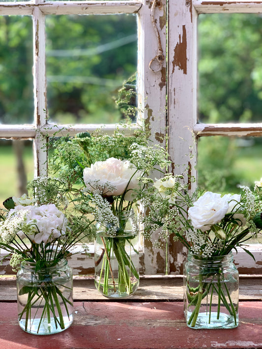 Blomster i Konservesglas, Helt i Hvidt, Stor